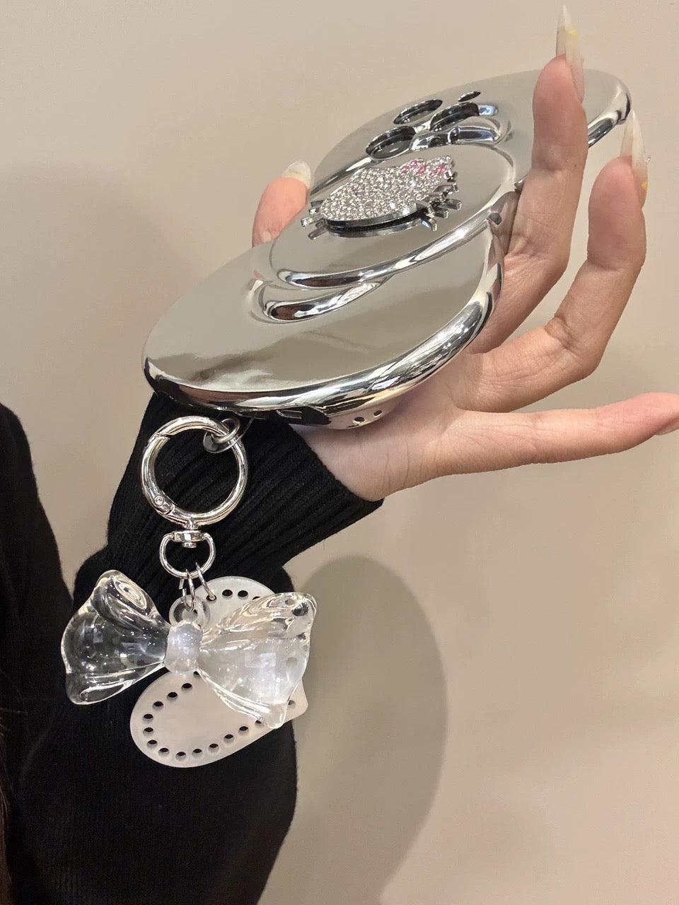 Electroplated Bling Big Bowknot Sparkling Rhinestone Adorable Hellokitty Phone Case for iPhone 16/15/14/13/12 Pro Max